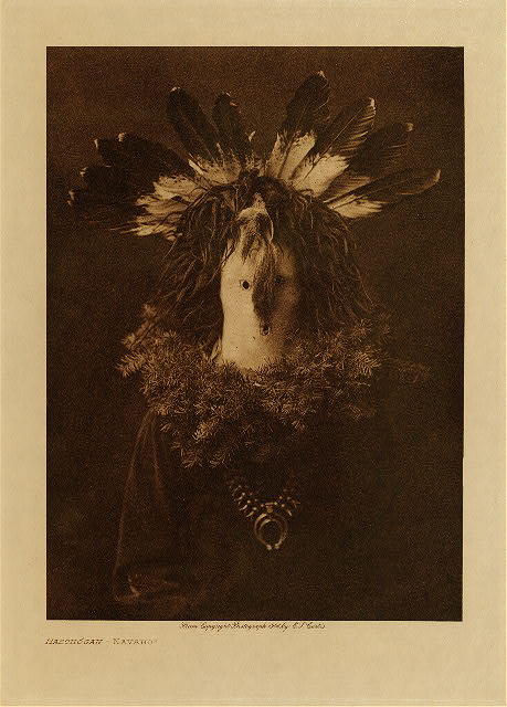 Haschogan (Navaho) 1904