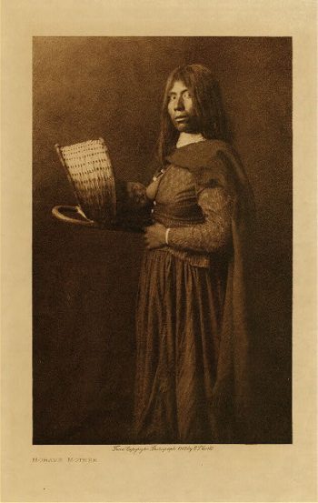 Mohave mother 1907