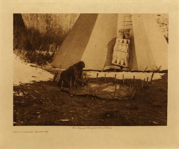 Hide scraping (Apsaroke) 1908