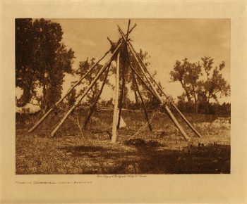 Tobacco ceremonial lodge (Apsaroke) 1905