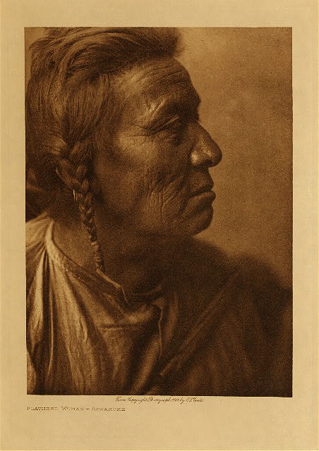 Flathead woman (Apsaroke) 1908