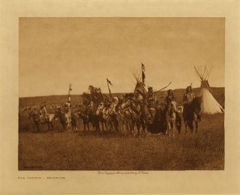 The parade (Apsaroke) 1908