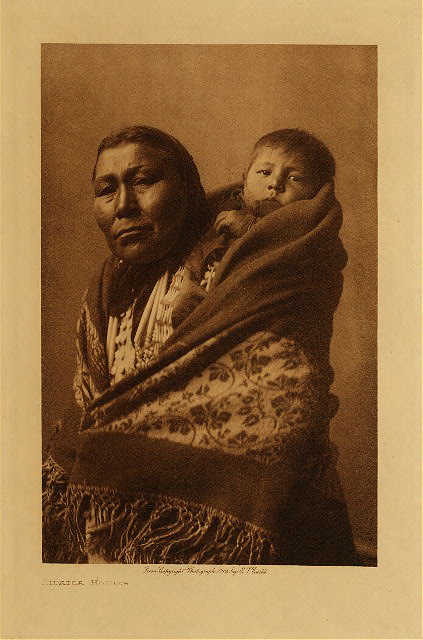 Hidatsa mother 1908