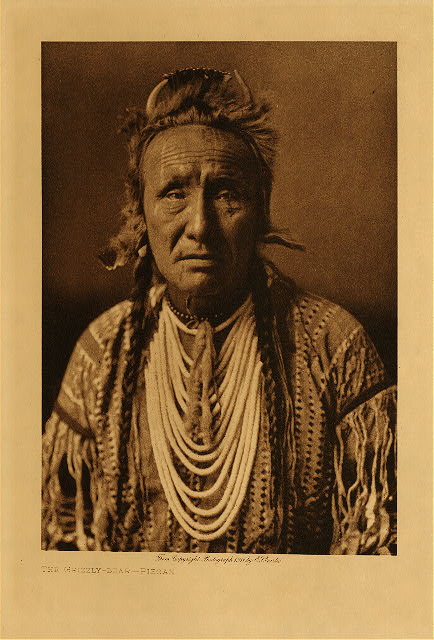 The Grizzly-bear (Piegan) 1911