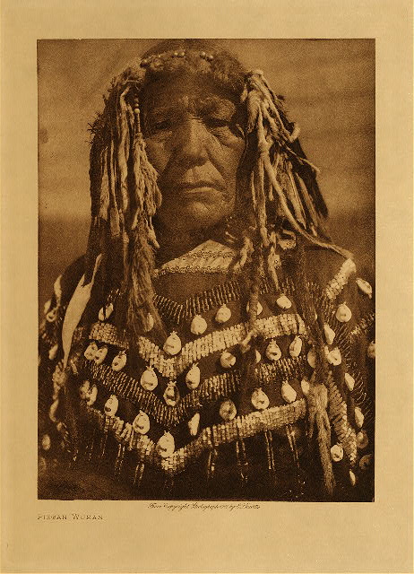 Piegan woman 1910
