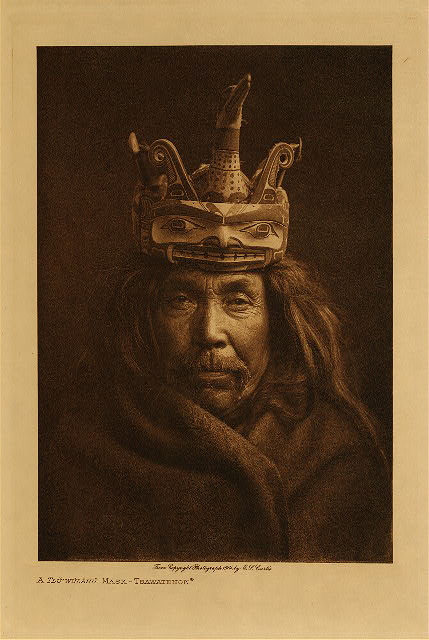 A Tluwulahu mask (Tswatenok) 1914