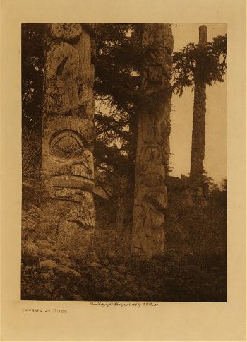 Totems at Kung 1915