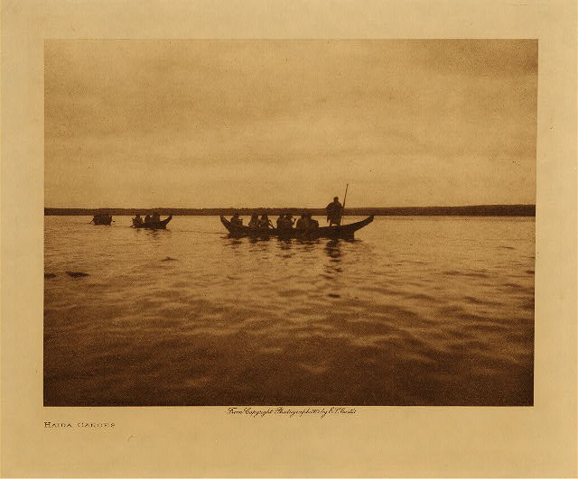 Haida canoe 1915