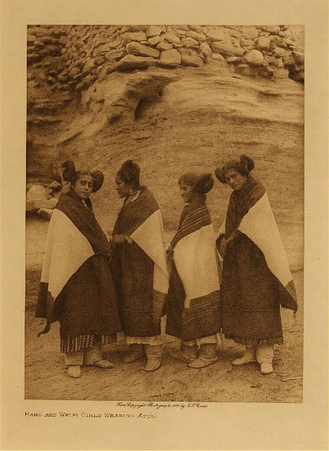 Hano and Walpi girls wearing atoo 1921