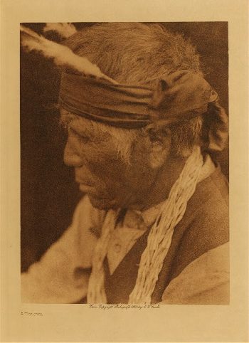 A Tolowa 1923