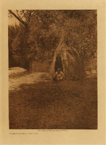 Cooking acorns - Lake Pomo 1924