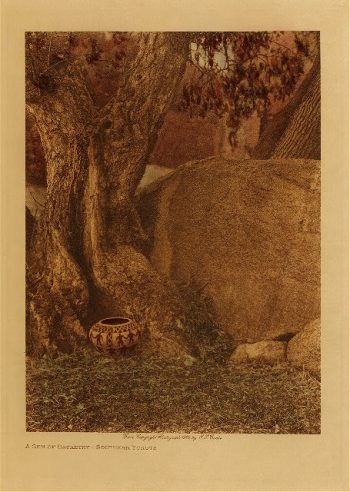 A gem of basketry (Southern Yokuts) 1924