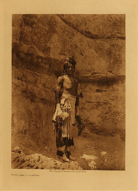Tewa dance - costume 1925