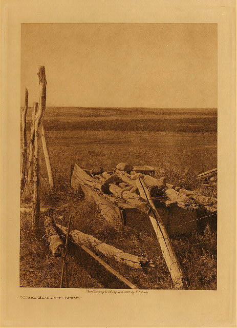 Modern Blackfoot burial 1926