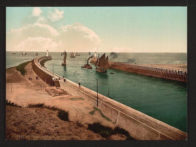 The piers, Boulogne, France