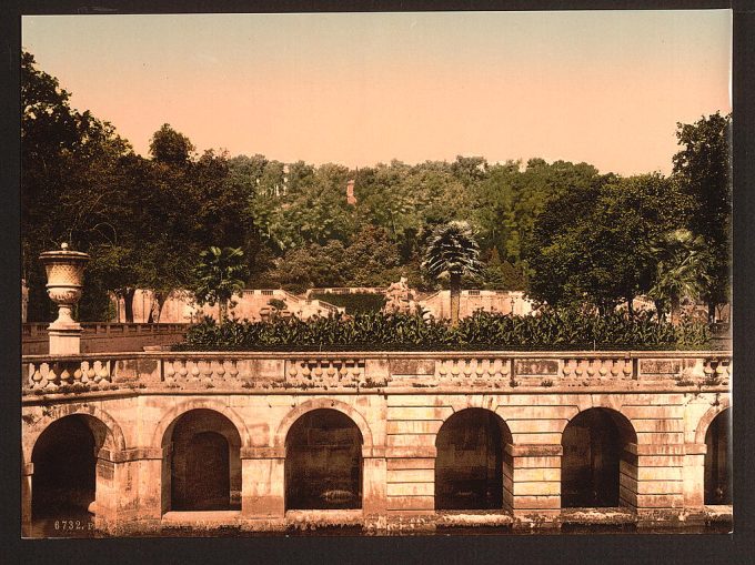 Mount Cavalier, Nîmes, France