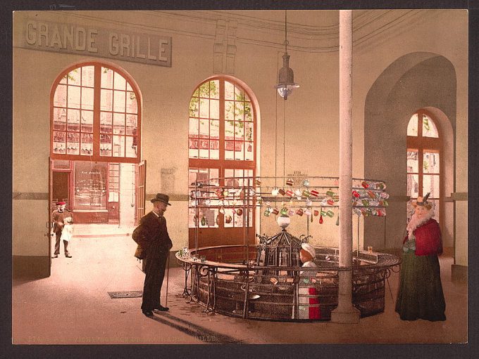 Source de la Grande Grille, (drink hall), Vichy, France