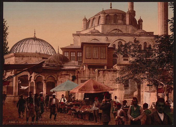 Mosque and street, Scutari, Constantinople, Turkey