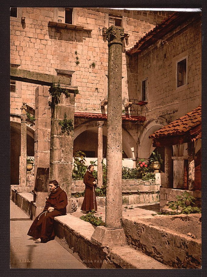 Cortile della farmacia de Franciscani, Ragusa, Sicily, Italy