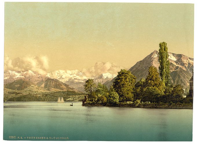 Thun, Lake of, Blumlisalp and the Niesen, Bernese Oberland, Switzerland