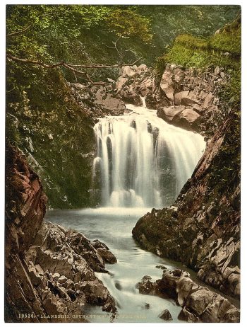 Cennant Mawr, Lower Fall, Llanberis, Wales
