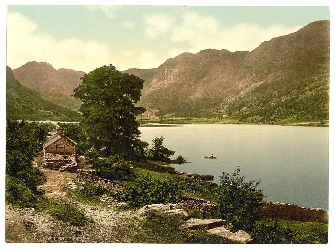 Lyn Crafnant, Trefriew (i.e. Trefriw), Wales