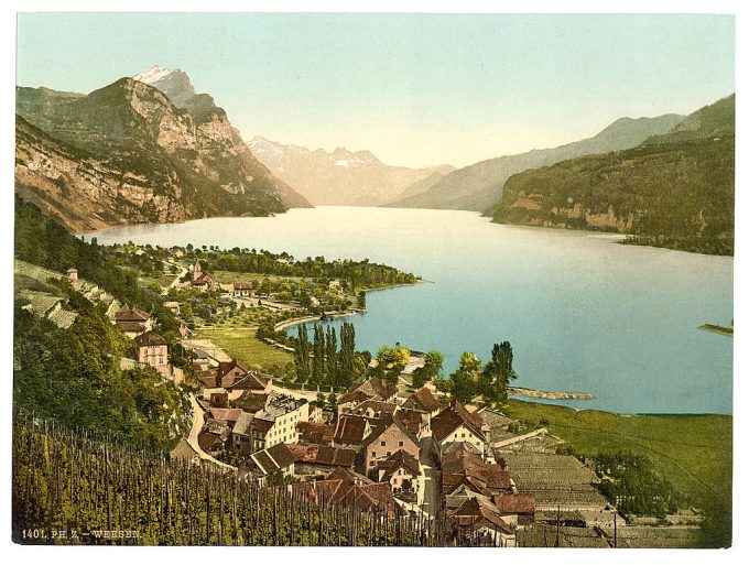 Wallenstadt Lake, Weesen, near Leistkamm and view on the mountain range of Aliver, St. Gall, Switzerland