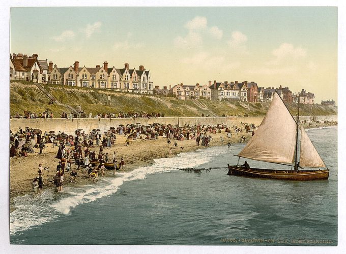 Yacht starting, Clacton-on-Sea, England