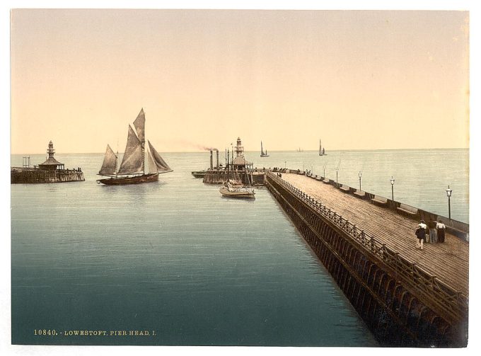 Pier head, I., Lowestoft, England