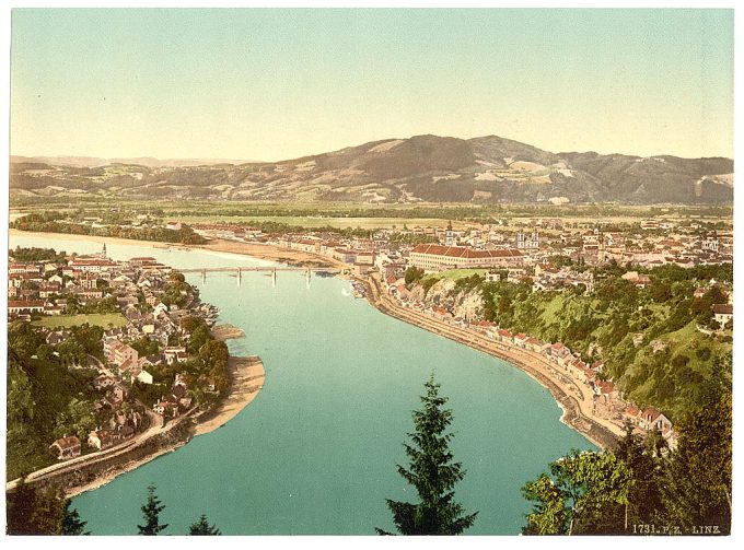 Lintz (i.e., Linz), general view, Upper Austria, Austro-Hungary