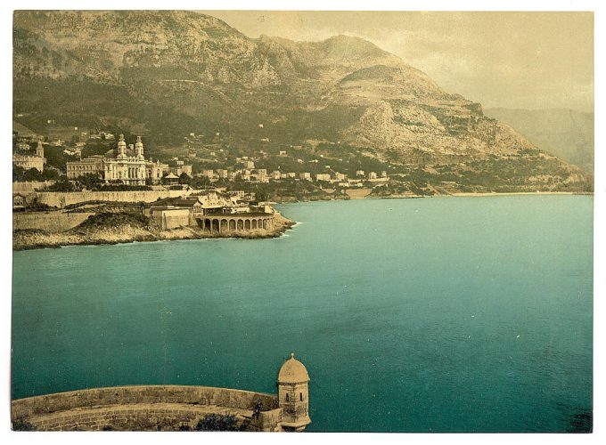 Waterfront with fortress in foreground