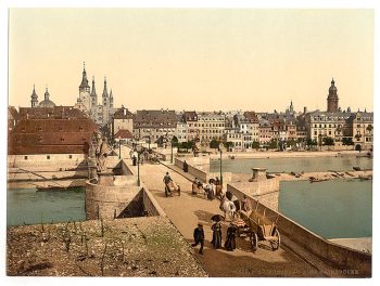 Old Rhine Bridge (i.e. Old Main Bridge) and town, Wurzburg, Bavaria, Germany