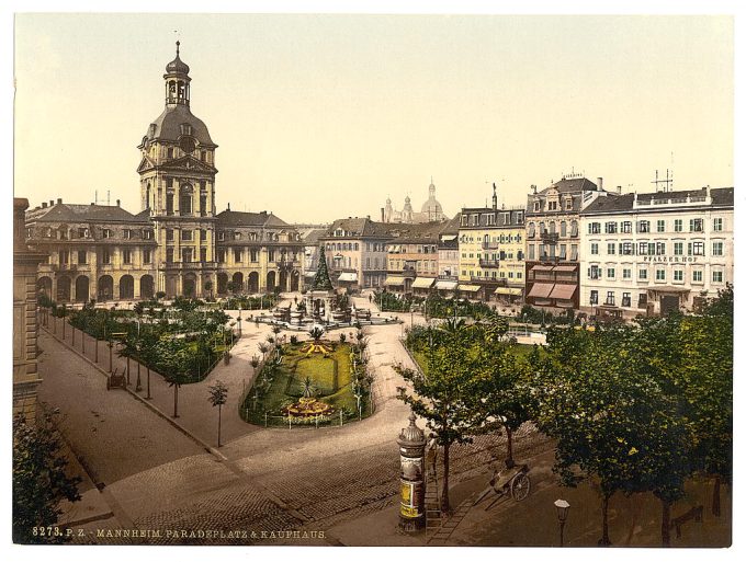 Parade Place and Kaufhaus, Karlsruhe, Baden, Germany