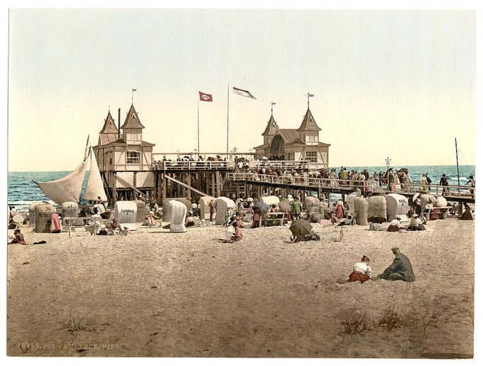 The pier, Ahlbeck, Pommerainasic], Germany