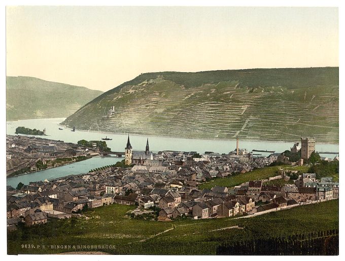 Bingen and the bridge, the Rhine, Germany