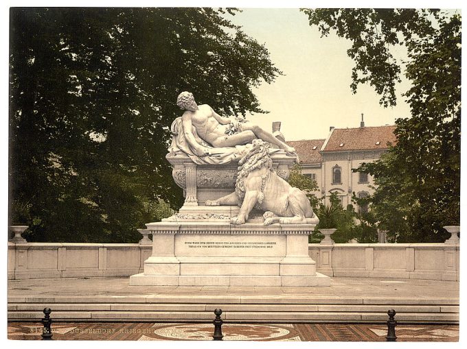 Warrior's Memorial, Dusseldorf, the Rhine, Germany