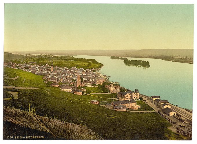 General view, Rüdesheim, the Rhine, Germany